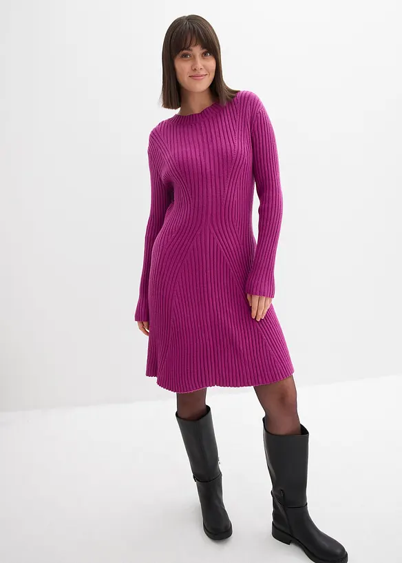 Mini-Strickkleid aus softem Viskose-Mix in lila von vorne (Totalaufnahme) - bonprix