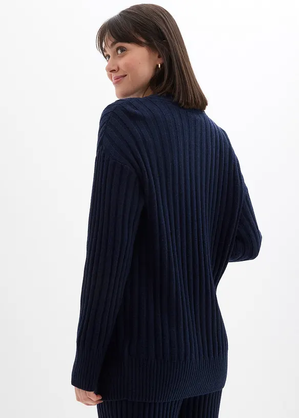 Strickjacke aus softem Viskose-Mix in blau von hinten (im Anschnitt) - bonprix Strickjacke aus softem Viskose-Mix in blau von hinten (im Anschnitt) - bonprix