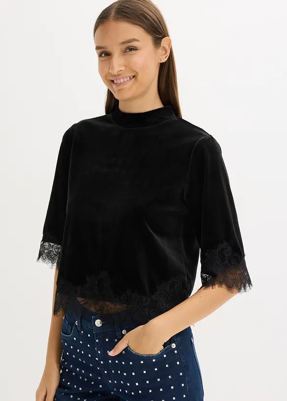 Samtshirt mit Spitze in schwarz von vorne (im Anschnitt) - bonprix