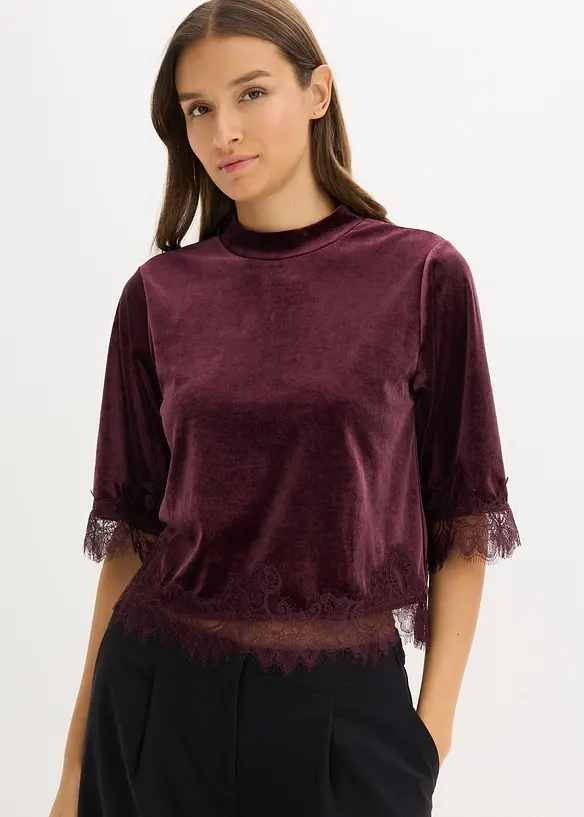 Samtshirt mit Spitze in rot von vorne (im Anschnitt) - bonprix