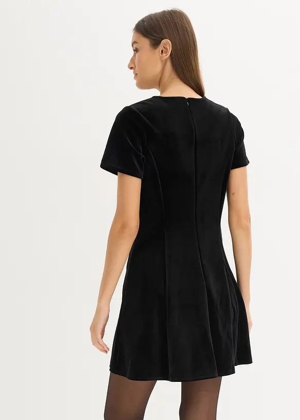 Minikleid aus softem Samt in schwarz von hinten (Totalaufnahme) - bonprix Minikleid aus softem Samt in schwarz von hinten (Totalaufnahme) - bonprix