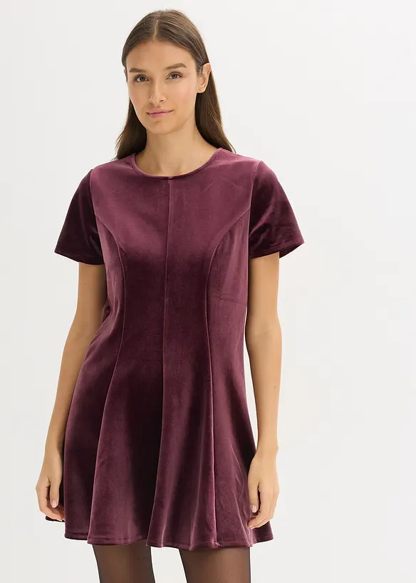 Minikleid aus softem Samt in rot von vorne (Totalaufnahme) - bonprix Minikleid aus softem Samt in rot von vorne (Totalaufnahme) - bonprix