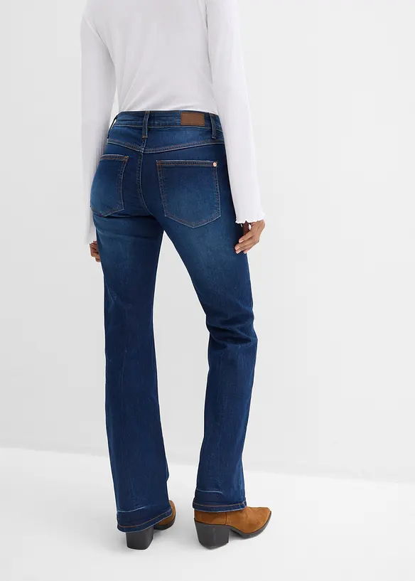 Bootcut Jeans Mid Waist, Stretch in blau von hinten - bonprix