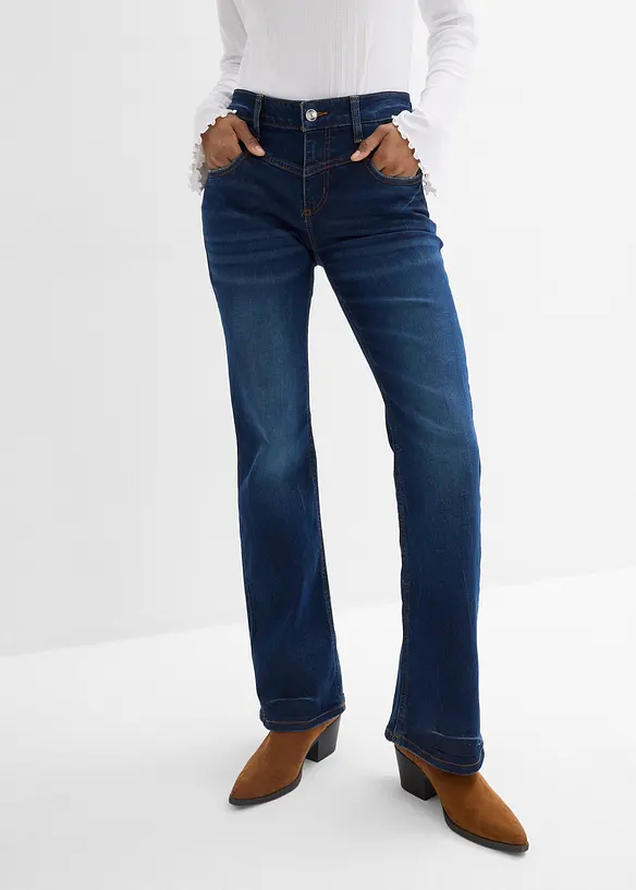 Bootcut Jeans Mid Waist, Stretch in blau von vorne - bonprix