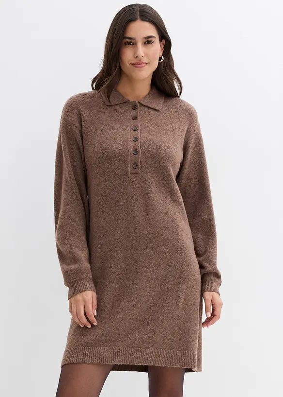 Kurzes Strickkleid mit Knopfleiste in braun von vorne (Totalaufnahme) - bonprix Kurzes Strickkleid mit Knopfleiste in braun von vorne (Totalaufnahme) - bonprix