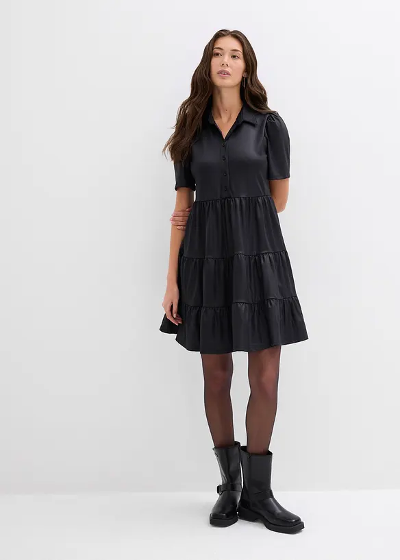 Minikleid aus glänzendem Material in schwarz von vorne (Totalaufnahme) - bonprix