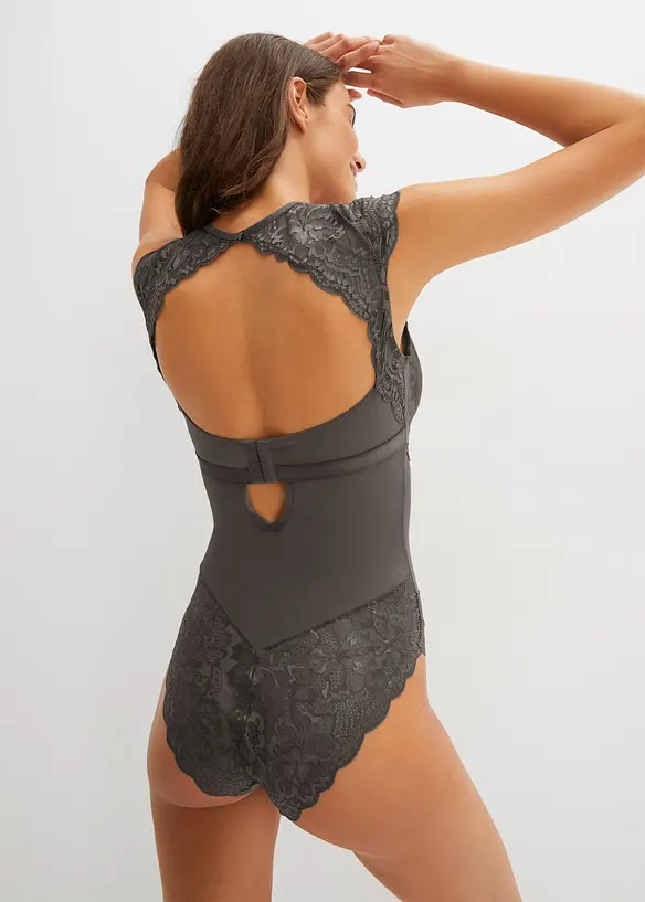 Body mit feiner Spitze in grau von hinten (Totalaufnahme) - bonprix