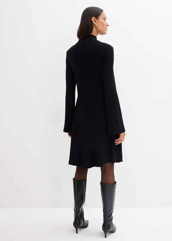 Strickkleid in A-Linie aus Viskose-Mix in schwarz von hinten (Totalaufnahme) - bonprix Strickkleid in A-Linie aus Viskose-Mix in schwarz von hinten (Totalaufnahme) - bonprix