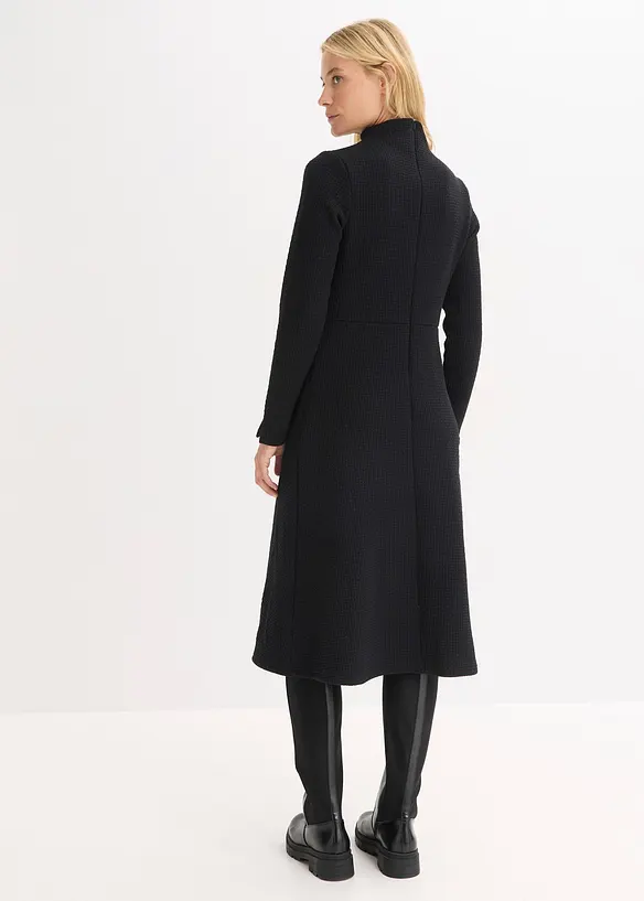 Ausgestelltes Midikleid in schwarz von hinten (Totalaufnahme) - bonprix