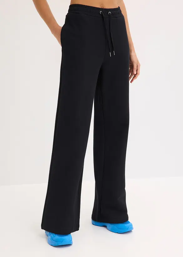 Highwaist Jogginghose aus reiner Bio-Baumwolle in schwarz von vorne - bonprix