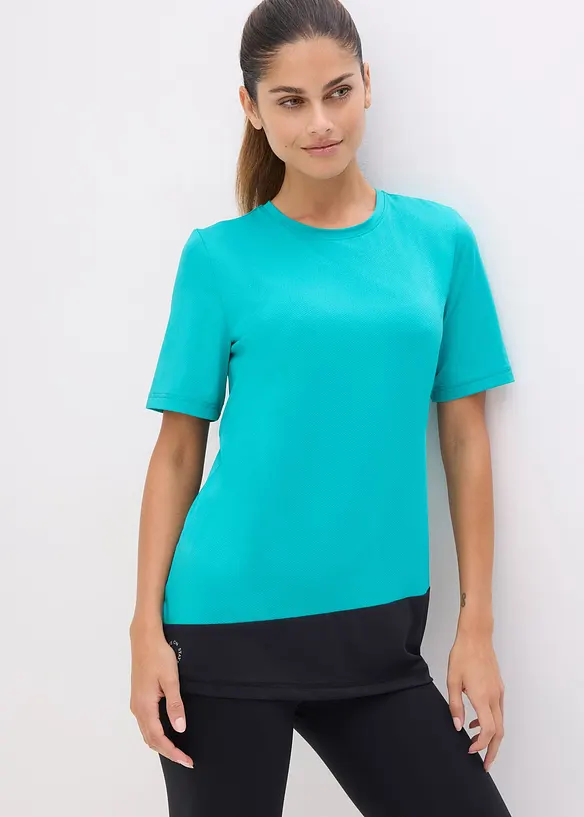 Sport-Shirt mit Strukturoptik in grün von vorne (im Anschnitt) - bonprix
