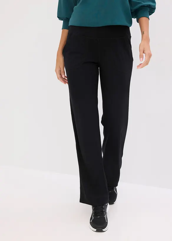 Weiche Jerseyhose mit Viskose und Eingriffstasche, schnelltrocknend in schwarz von vorne - bonprix