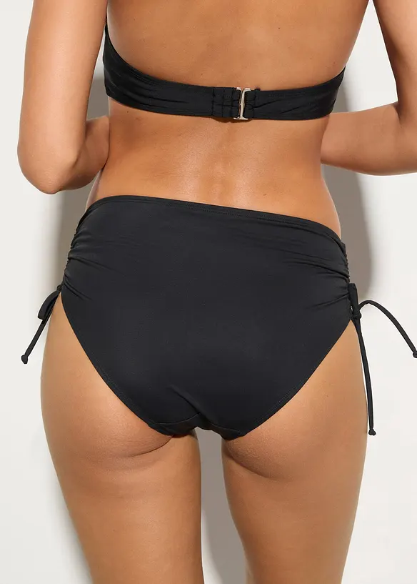Light Shape-Bikinihose (2er Pack) in schwarz von hinten - bonprix