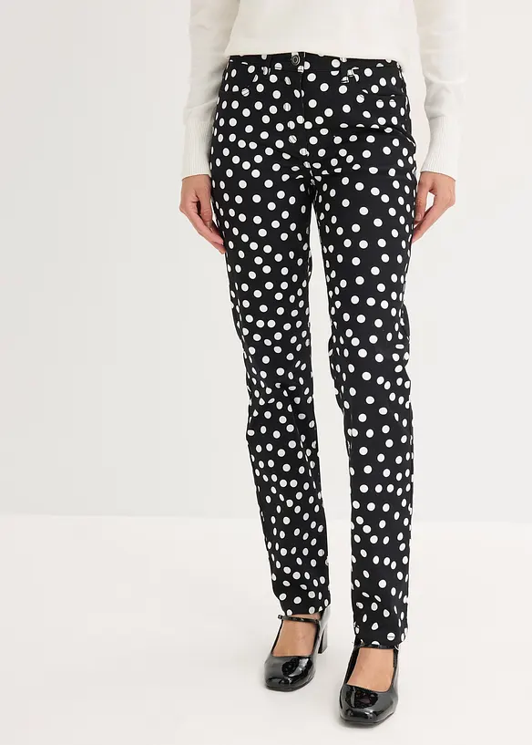 5-Pocket-Stretch-Hose in schwarz von vorne - bonprix
