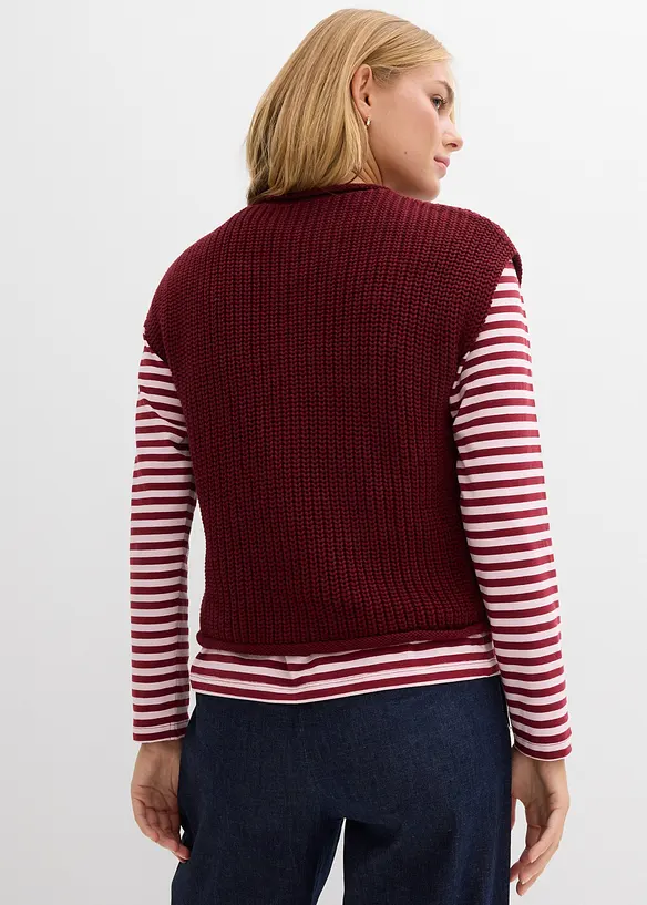 Strick-Weste mit Taschen in rot von hinten (im Anschnitt) - bonprix