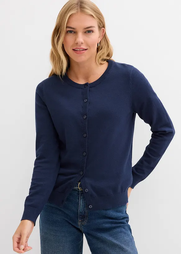 Feinstrickjacke in blau von vorne (im Anschnitt) - bonprix