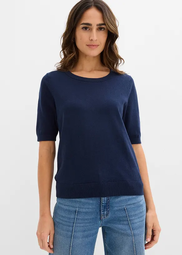 Feinstrickpullover in blau von vorne (im Anschnitt) - bonprix