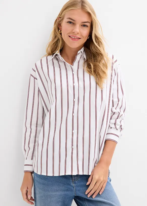 Oversize-Hemdbluse aus Baumwoll-Mix in weiß von vorne (im Anschnitt) - bonprix
