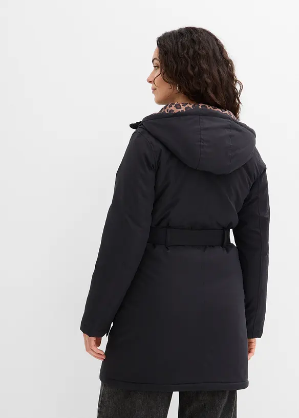 Wasserabweisender Outdoor-Kurzmantel mit Gürtel, Leo-Futter in schwarz von hinten (Totalaufnahme) - bonprix