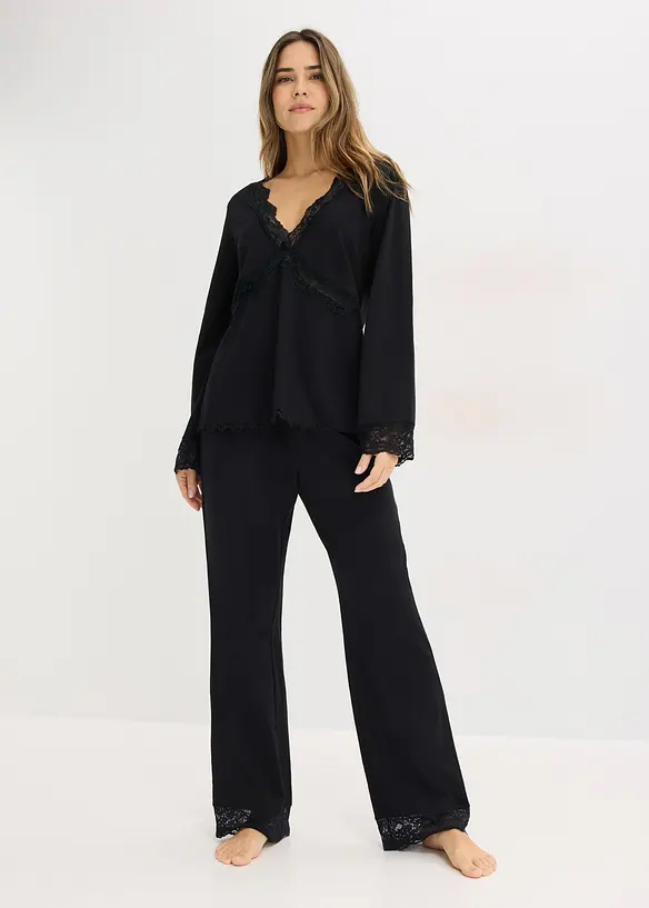 Pyjama mit Spitzenbesatz in schwarz von vorne (Totalaufnahme) - bonprix