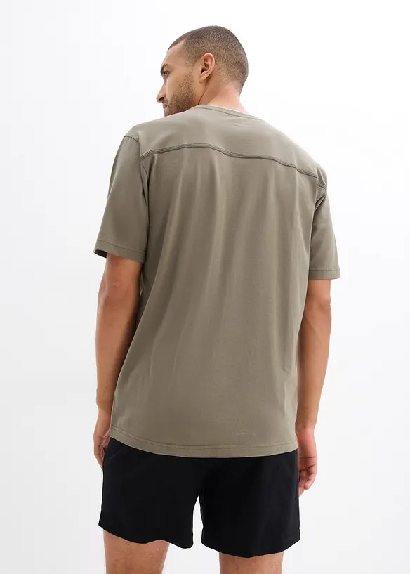 Shorty mit weicher Baumwolle in grün von hinten (Totalaufnahme) - bonprix
