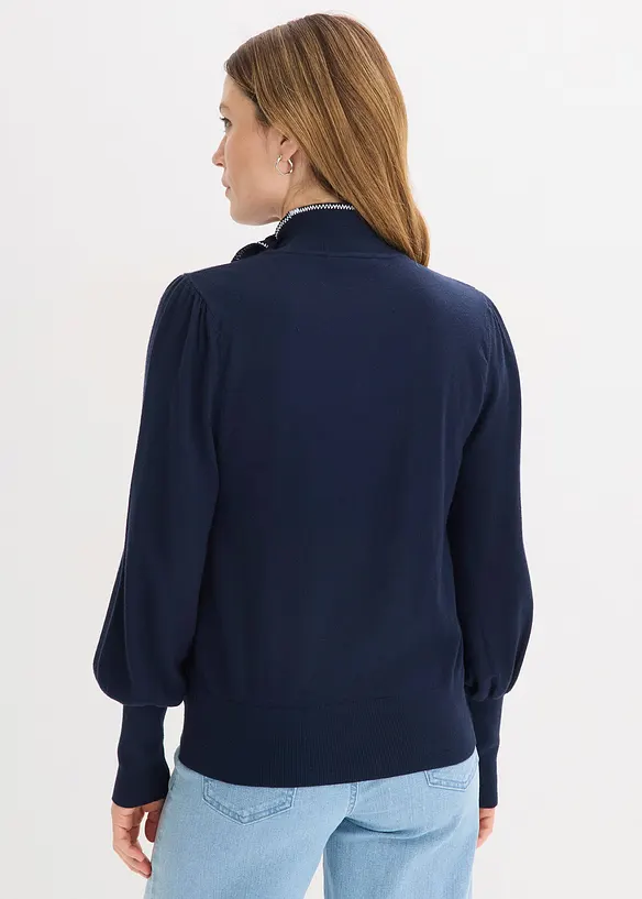 Pullover aus Viskose-Mix in blau von hinten (im Anschnitt) - bonprix