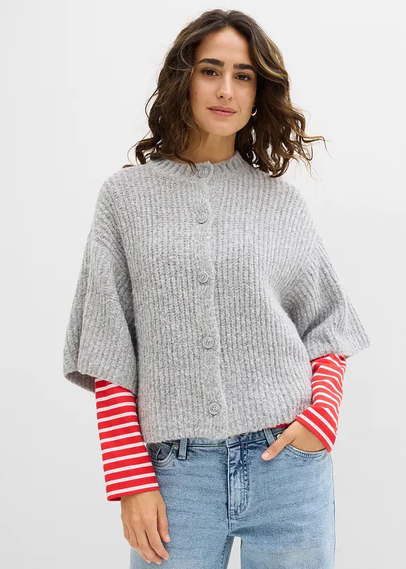 Strickjacke in grau von vorne (im Anschnitt) - bonprix