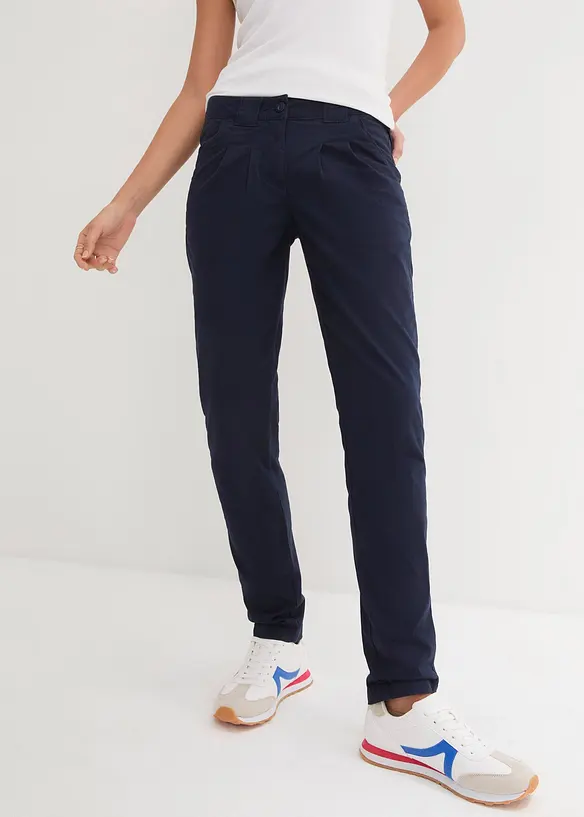 Chinohose aus elatischem Baumwoll-Mix in blau von vorne - bonprix
