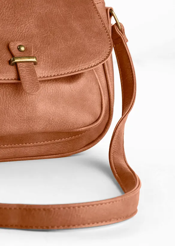 Kleine Umhängetasche mit Schnallendetail in braun von hinten - bonprix