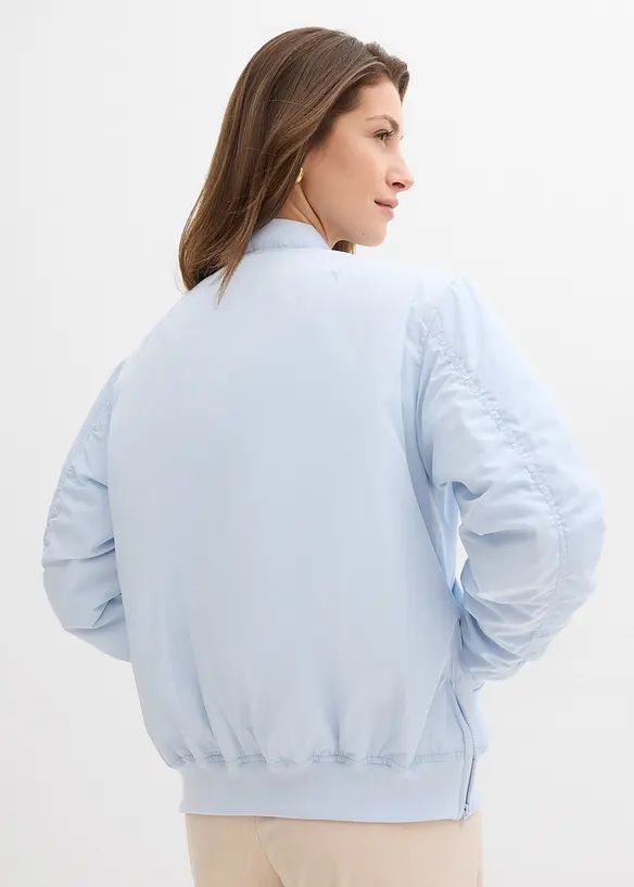 leicht wattierter Blouson in blau von hinten (im Anschnitt) - bonprix