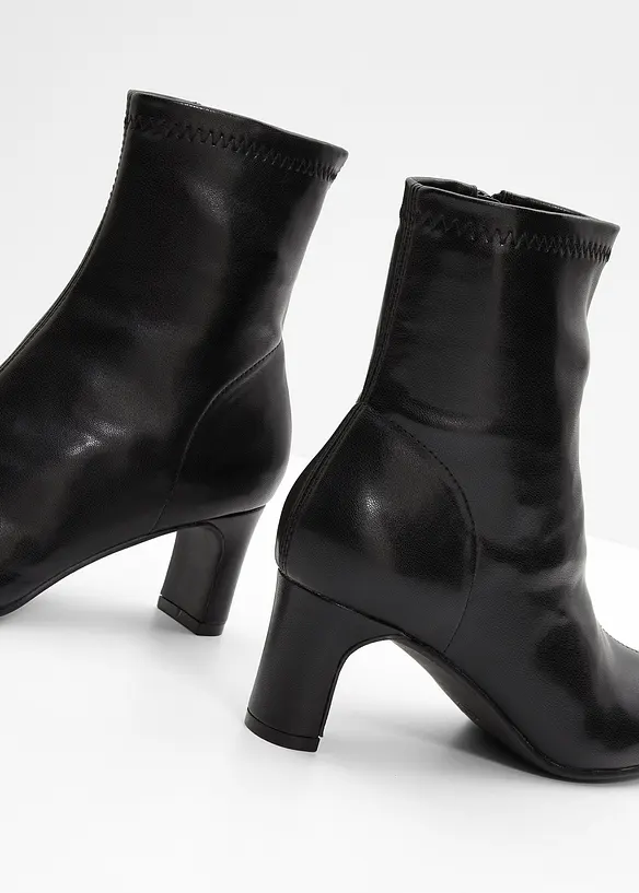 Stiefeletten mit flexiblem Schaft in schwarz - bonprix