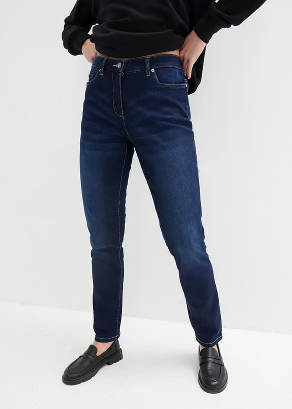 Boyfriend Jeans Mid Waist, Stretch in blau von vorne - bonprix
