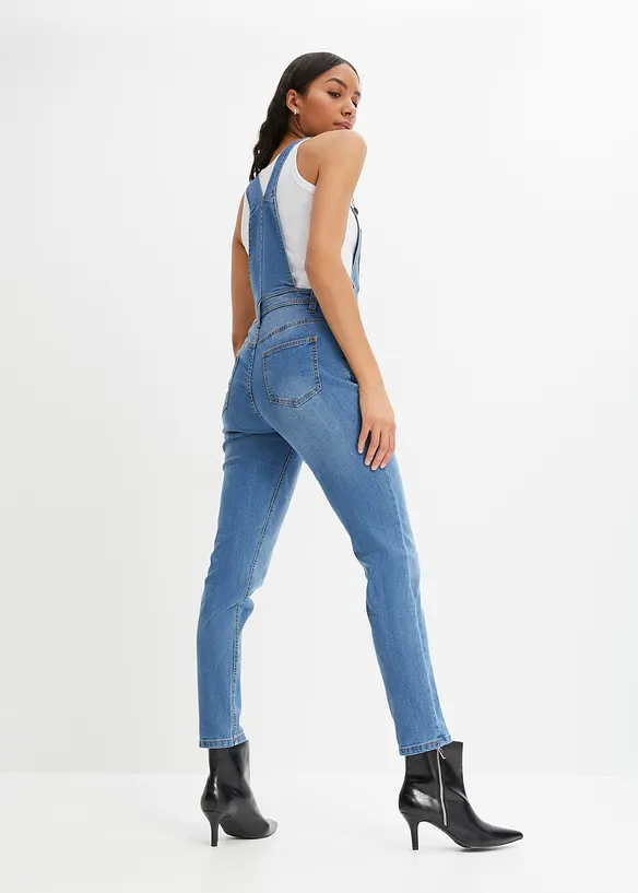 Jeans-Latzhose im Boyfriend-Fit in blau von hinten - bonprix