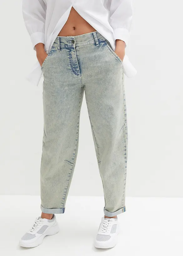 Boyfriend-Jeans mit Vintagewaschung in blau von vorne - bonprix
