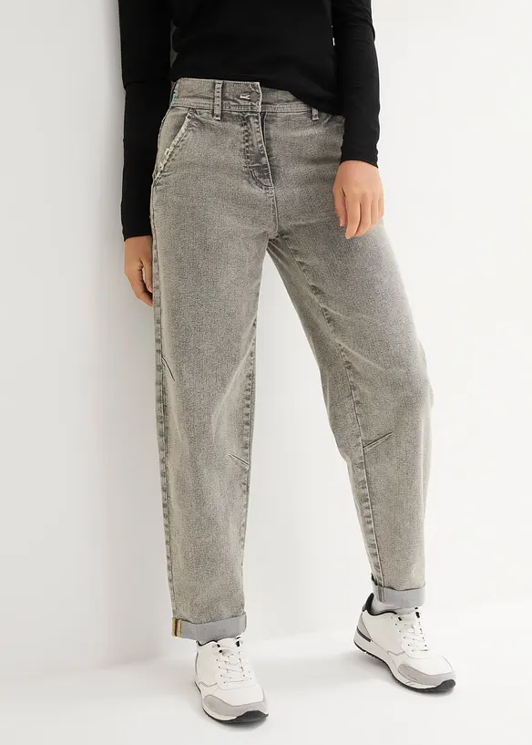 Boyfriend-Jeans mit Vintagewaschung in grau von vorne - bonprix