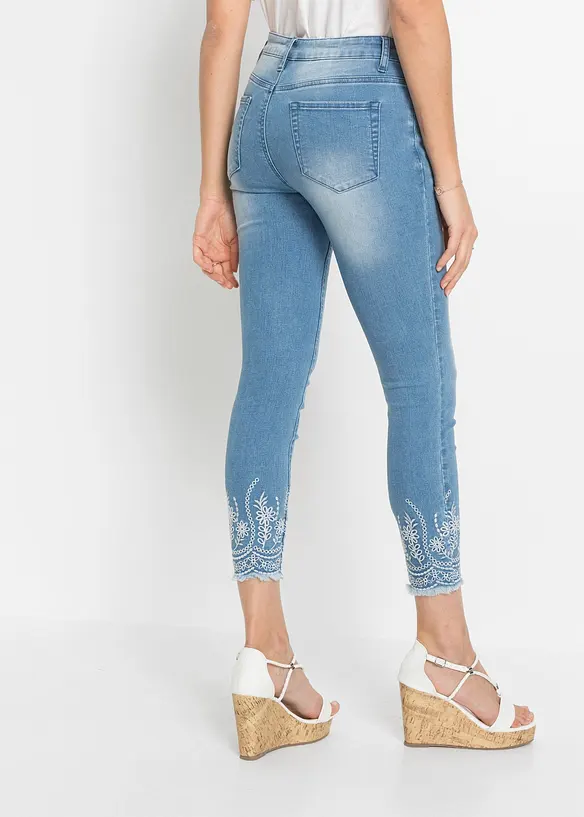 Skinny Jeans, Mid Waist, cropped in blau von hinten - bonprix Skinny Jeans, Mid Waist, cropped in blau von hinten - bonprix