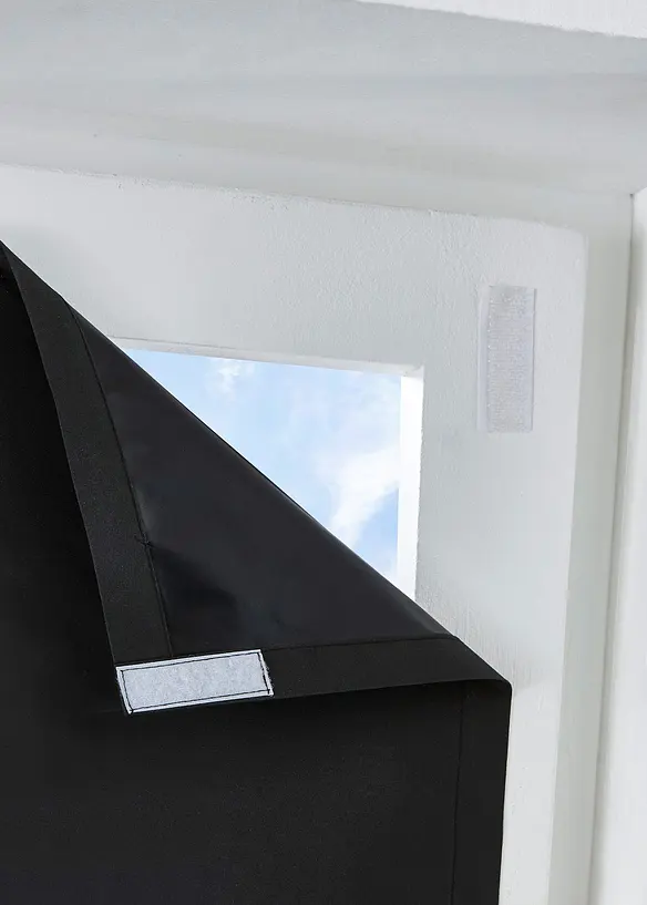 Verdunkelungsfolie mit Klettband in schwarz - bonprix