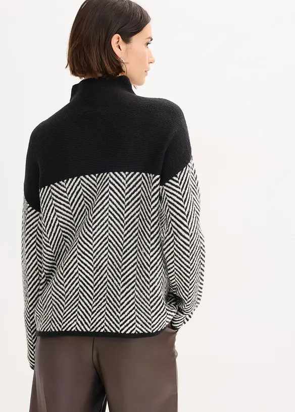 Pullover in schwarz von hinten (im Anschnitt) - bonprix