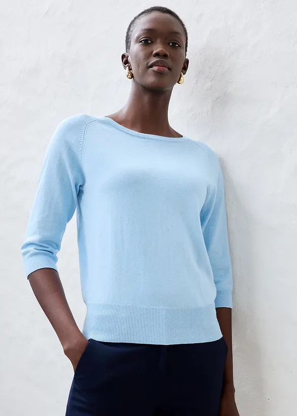Pullover mit Seidenanteil in blau von vorne (im Anschnitt) - bonprix