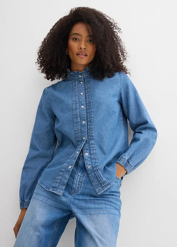 Jeansbluse aus Bio-Baumwolle, mit Volants in blau von vorne (im Anschnitt) - bonprix
