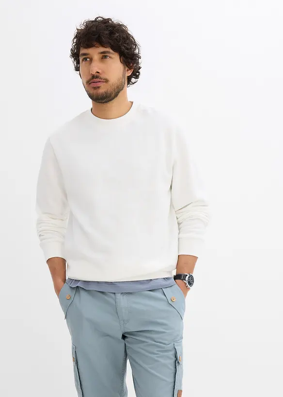 Sweatshirt in Regular-Fit in weiß von vorne (im Anschnitt) - bonprix