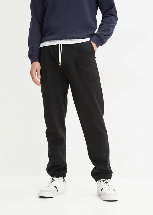 Jogginghose aus reiner Bio-Baumwolle in schwarz von vorne - bonprix