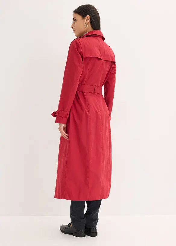 Long-Trenchcoat mit Taillengürtel in rot von hinten (Totalaufnahme) - bonprix