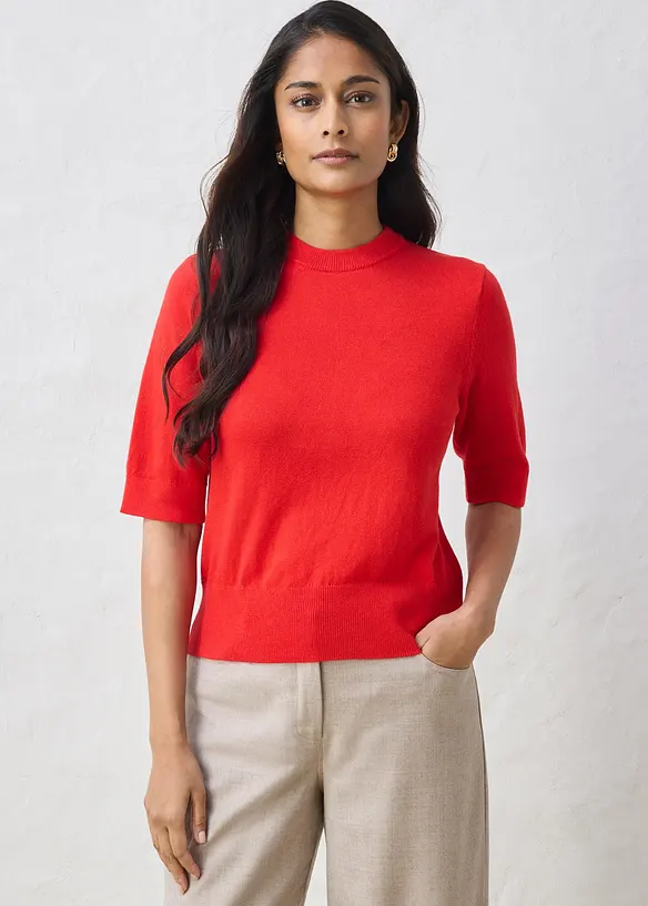 Pullover mit Seidenanteil in rot von vorne (im Anschnitt) - bonprix