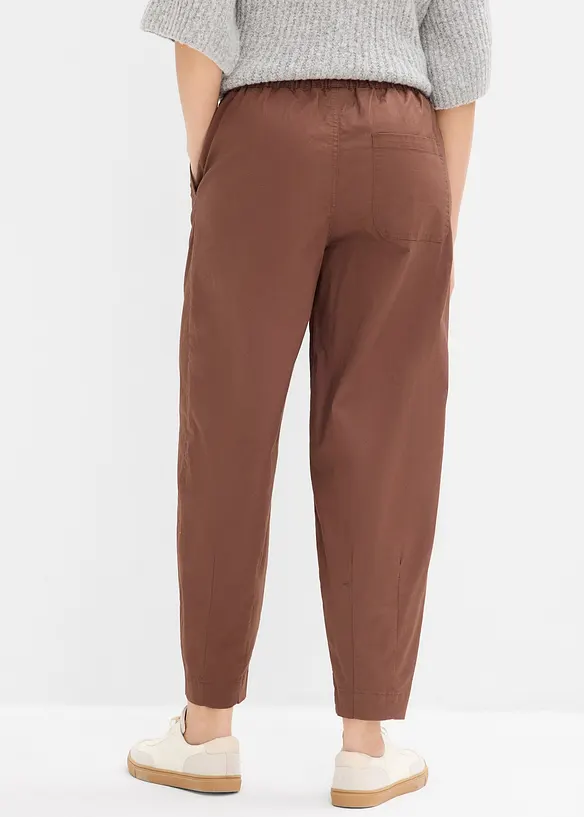 Twill-Barrel-Hose mit Bequembund aus Baumwoll-Mix in braun von hinten - bonprix