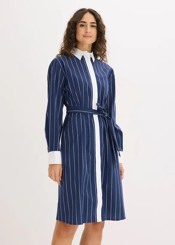 Blusenkleid in blau von vorne (Totalaufnahme) - bonprix