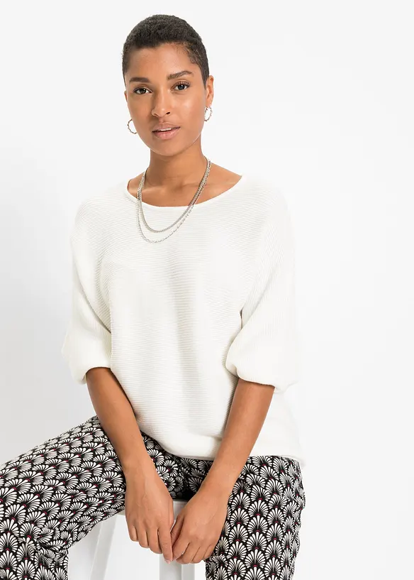 Oversize-Ripp-Pullover aus Viskose-Mix in weiß von vorne (im Anschnitt) - bonprix