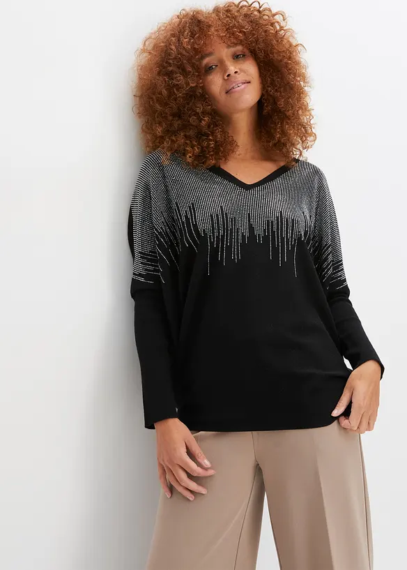 Feinstrickpullover mit Fledermausärmeln und Strass-Applikation in schwarz von vorne (im Anschnitt) - bonprix