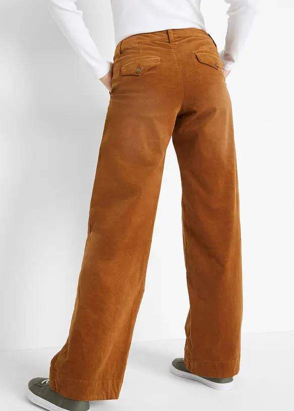 Weite Cordhose aus Baumwoll-Mix in braun von hinten - bonprix
