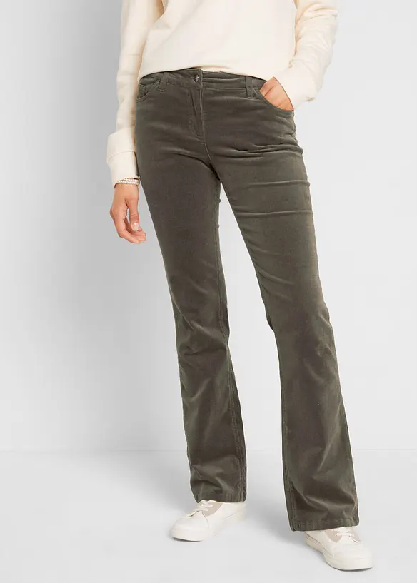 Bootcut-Cordhose aus elastischem Baumwoll-Mix in grün von vorne - bonprix